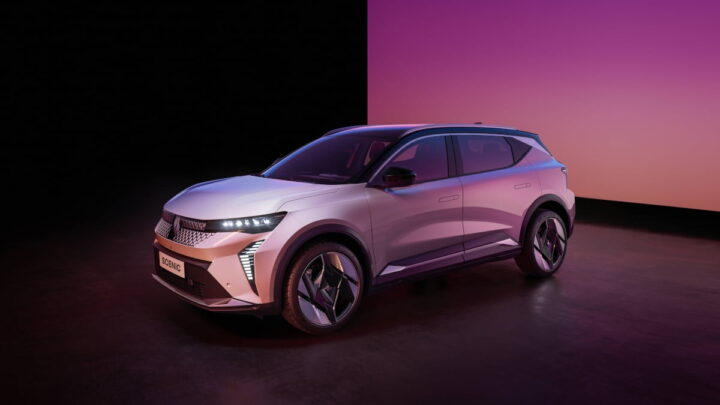 Renault Scenic E-Tech 100% elétrico eleito "Carro do Ano 2024"