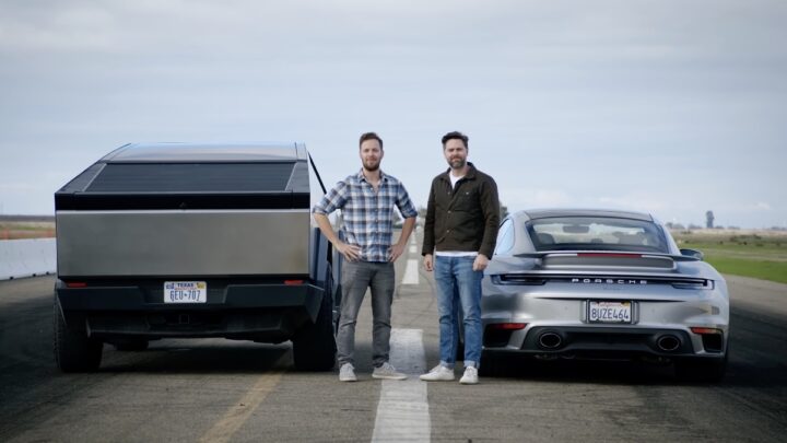 Imagem Porsche 911 e Tesla Cybertruck