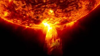 Ilustração explosão coronal do Sol