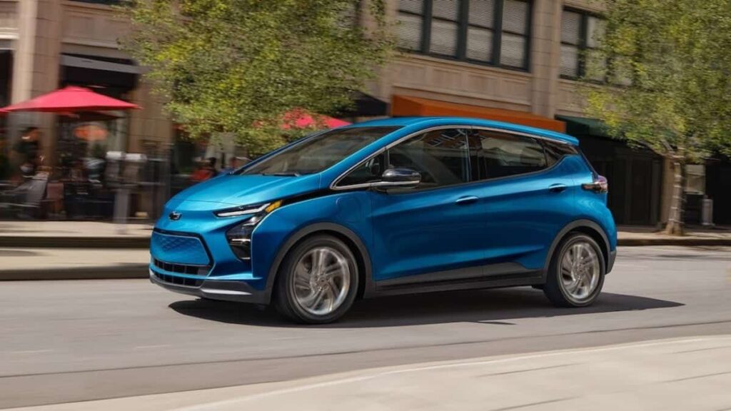 Cidadãos da Califórnia podem comprar este carro elétrico por 8 mil dólares