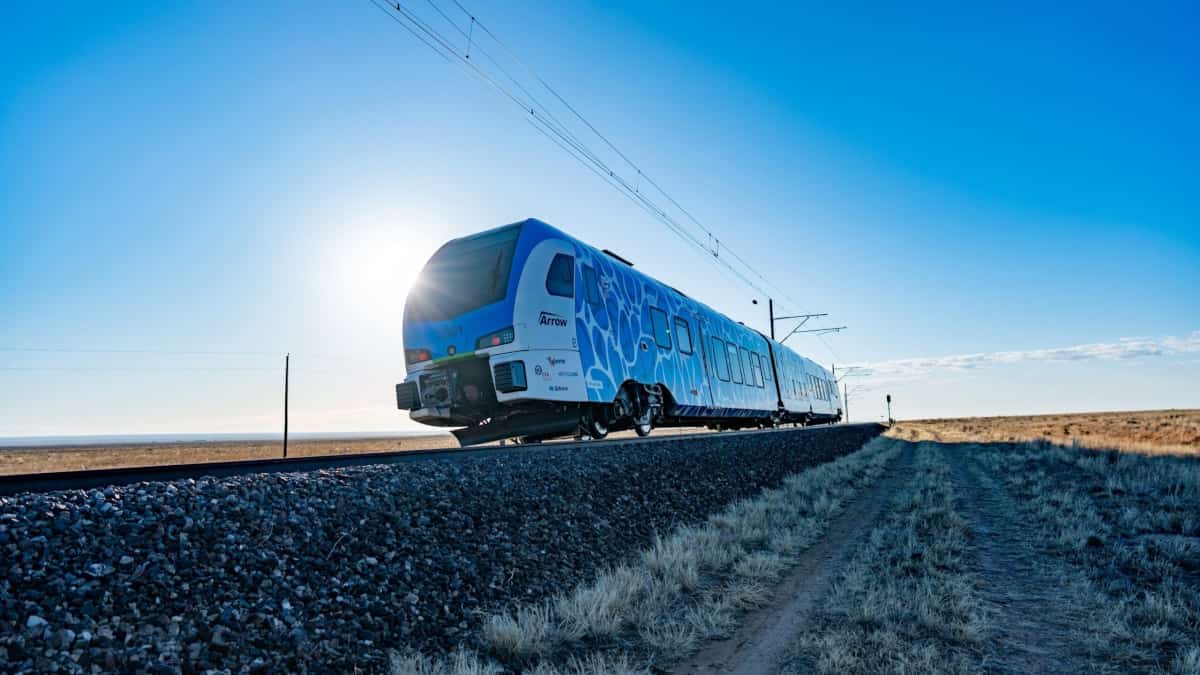 Comboio movido a hidrogénio bate recorde depois de cerca de 2800 km sem paragens