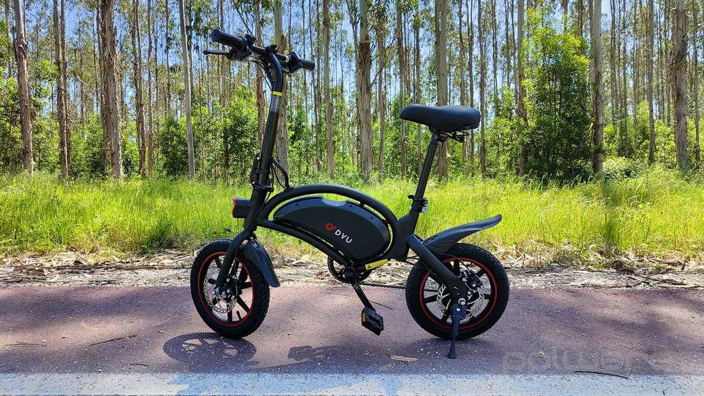 Análise: Ebike DYU D3F – simples, prática, leve e adequada para qualquer situação