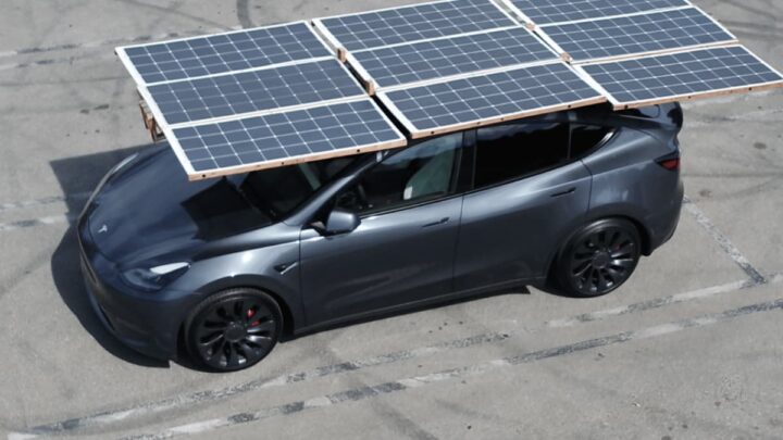 Ilustração de carros elétricos movidos a energia solar