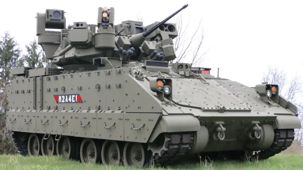 Nova tecnologia de guerra americana! Conheçam o M2 Bradley (M2A4E1)