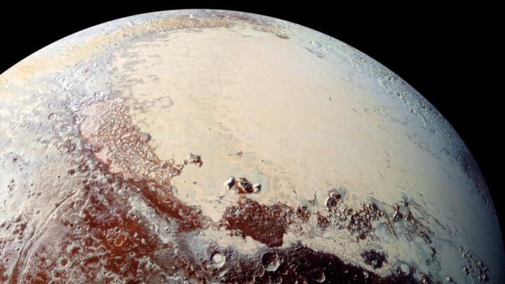 Imagem Plutão, que poderá ter um oceano de água salgada
