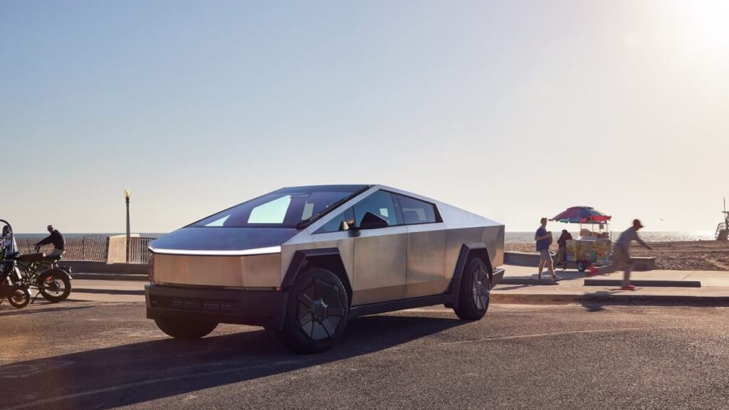 Vídeo mostra Cybertruck “em maus lençóis”…