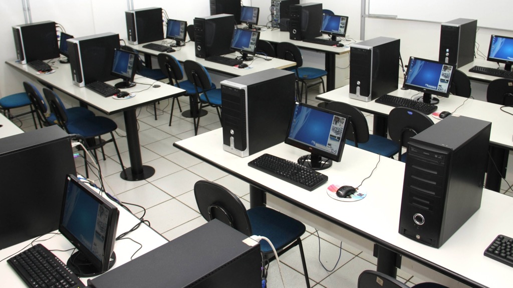 “1,5 milhões de euros por mês” extra para professores de informática