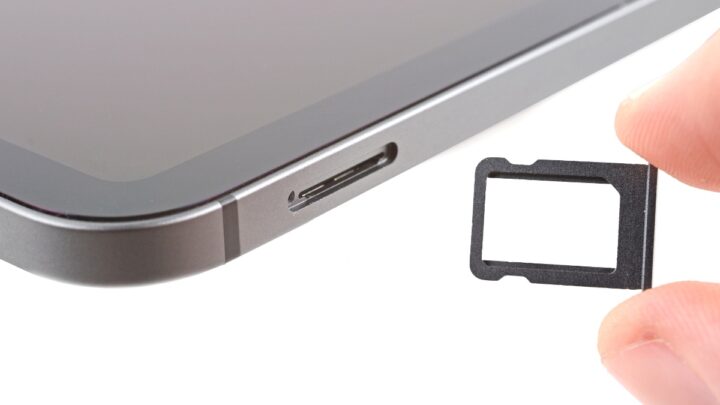 Image of iPad Pro with SIM slot