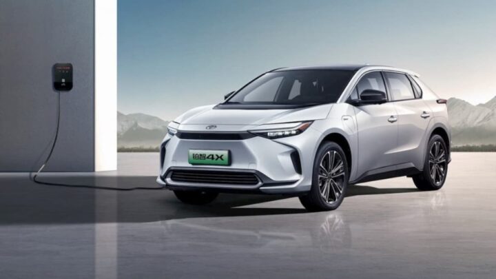 Está a chegar o primeiro carro elétrico totalmente autónomo da Toyota