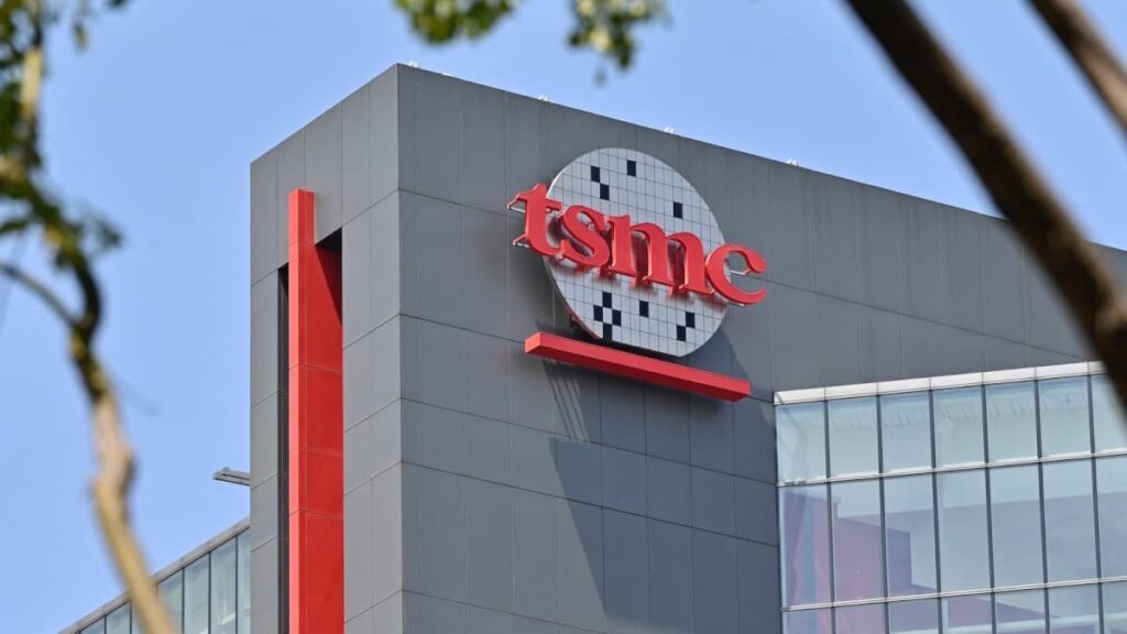 TSMC considerou transferir as suas fábricas para fora de Taiwan, mas tal é impossível