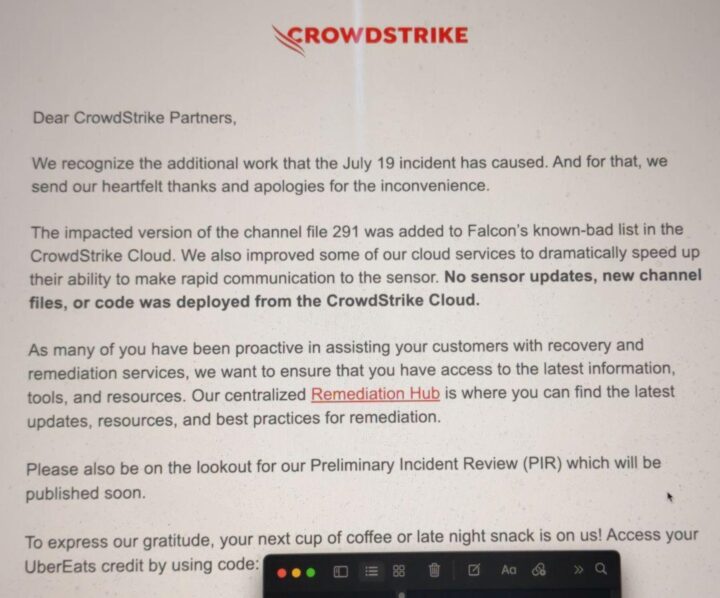 Captura de ecrã do e-mail enviado pela CrowdStrike aos parceiros, após falha informática. Fonte: TechCrunch