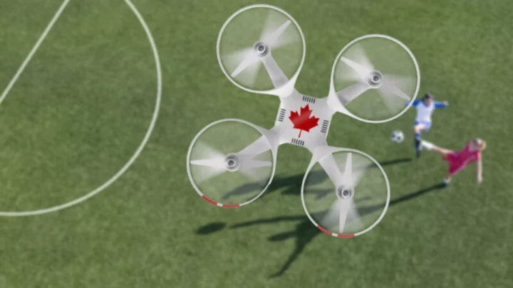 Ilustração do drone do Canadá a espiar a equipa de futebol feminino da Nova Zelândia