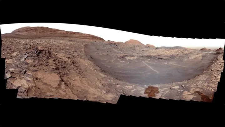 Imagem do local em Marte onde o rover da NASA descobriu os cristais amarelos de enxofre