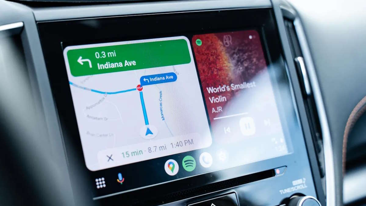 Google Maps no Android Auto está melhor e recebe novidade que o aproxima do Waze