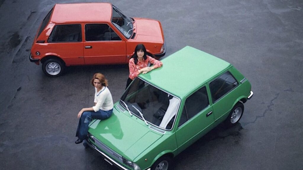 Itália planeia oferecer duas marcas Stellantis a fabricantes chinesas, diz jornal italiano