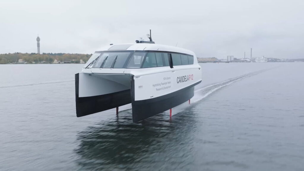 Arábia Saudita planeia começar a transportar pessoas em barcos elétricos voadores