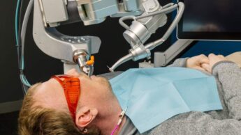 Operação dentária realizada por um robô e assinada pela Perceptive