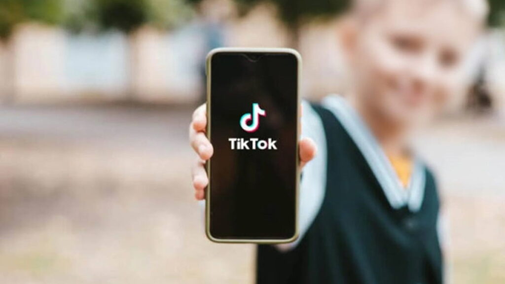 TikTok tem novidades para apoiar os pais e ajudar os jovens a equilibrar os hábitos digitais