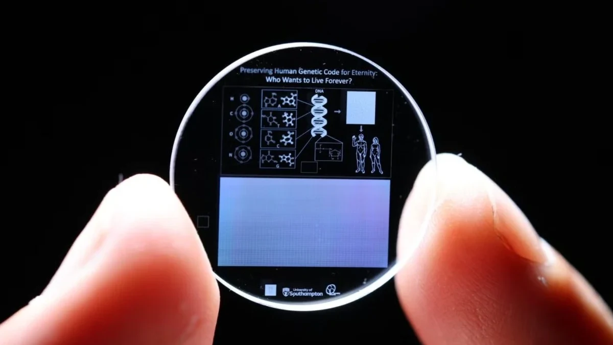 ADN num cristal 5D: primeiro passo para trazer a humanidade de volta após a extinção?