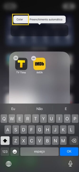 Como remover o nome das pastas de aplicações no iOS 18