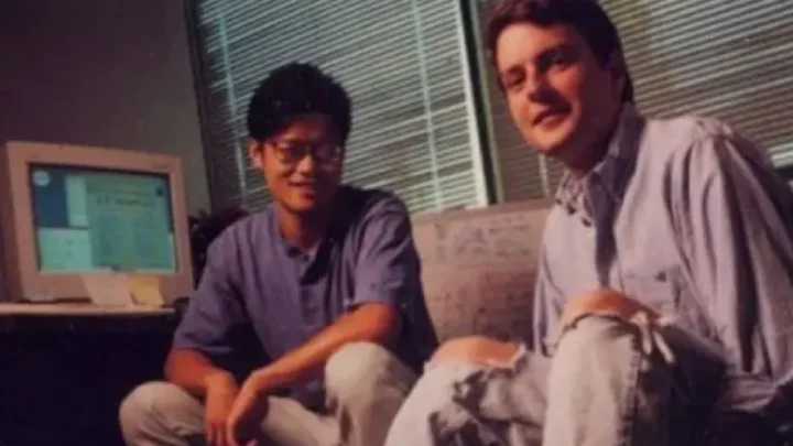 Imagem dos fundadores do Yahoo! Jerry Yang e David Filo