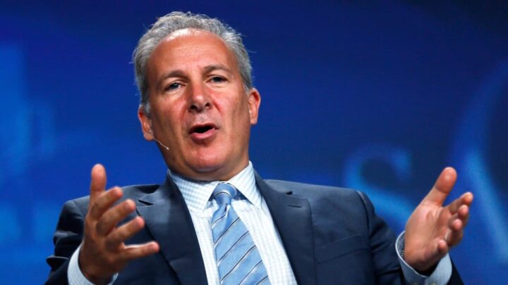 Peter Schiff, empresário e comentador financeiro, crítico da Bitcoin