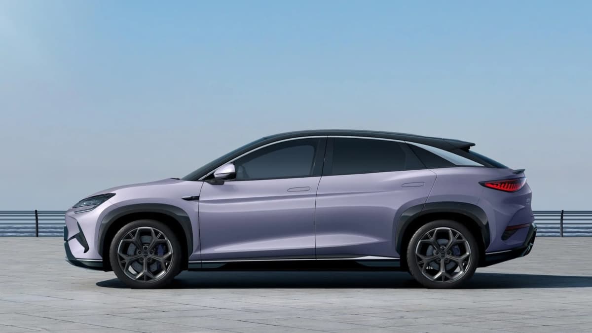 BYD deverá apresentar um rival do Model Y da Tesla para a Europa, no Salão de Paris