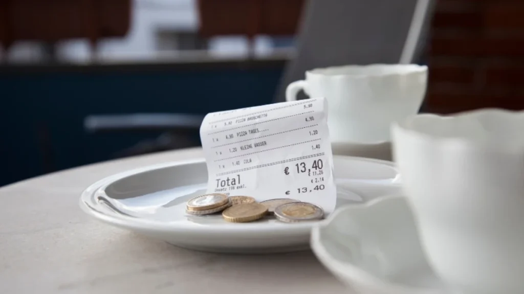 Afinal, as gorjetas estão sujeitas ao pagamento de imposto ou não?