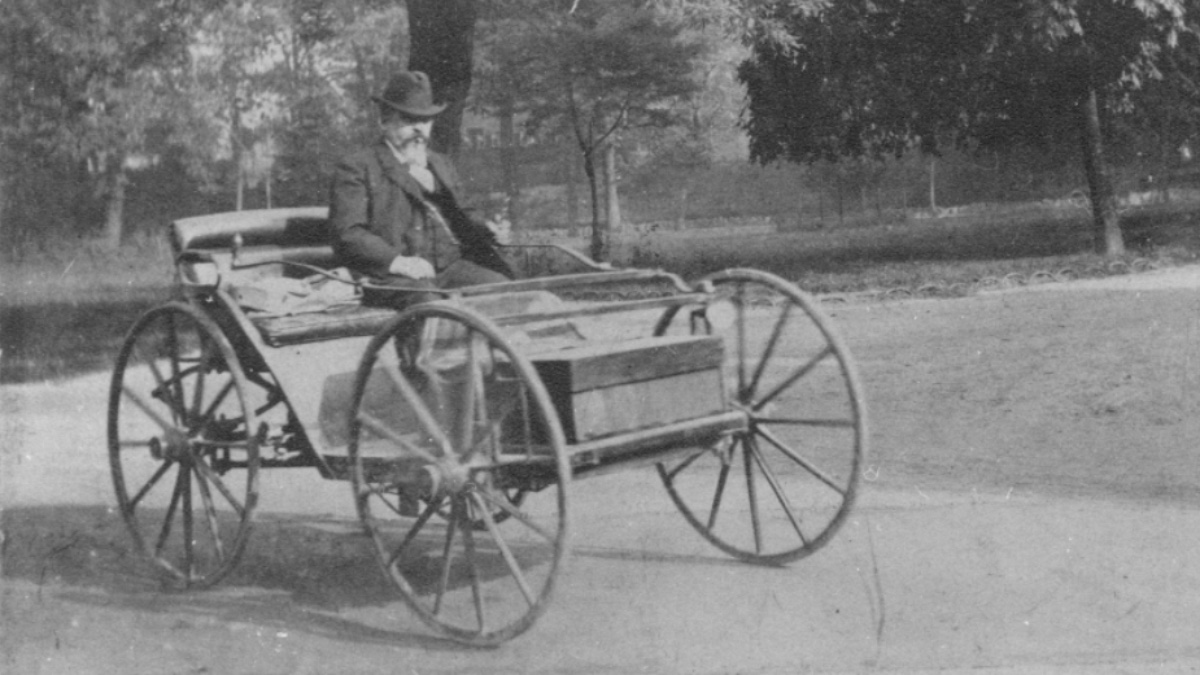 O primeiro carro elétrico começou a circular há… 136 anos!!