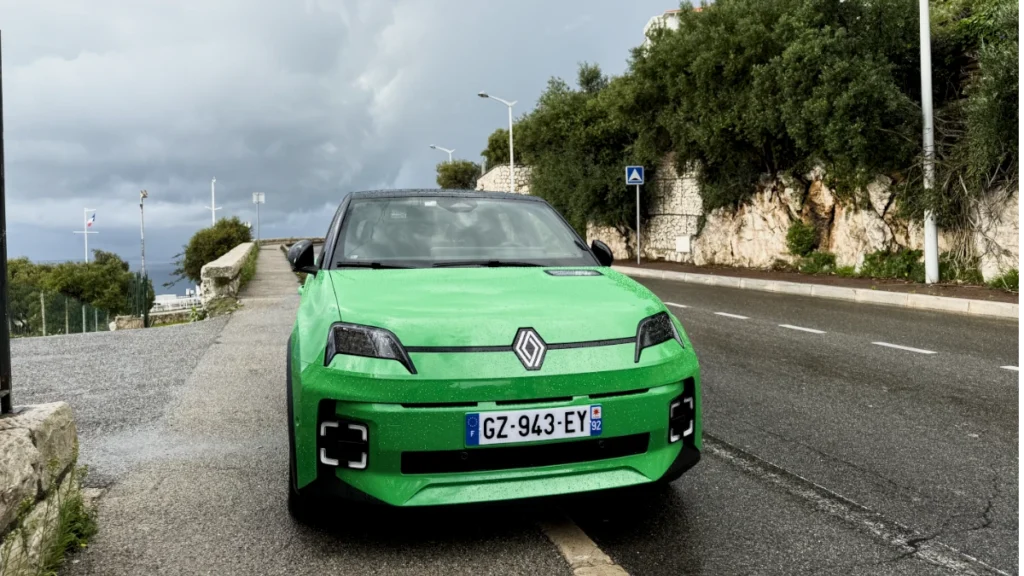 Renault 5 E-Tech França Model Y elétricos