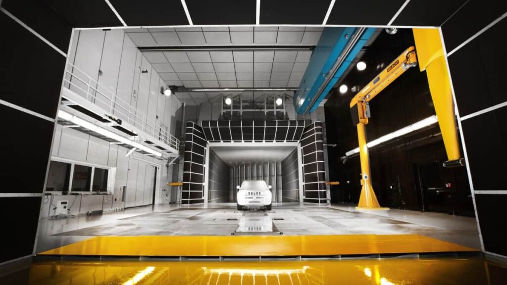 Stellantis investe em tecnologia inovadora para melhorar a aerodinâmica dos carros elétricos