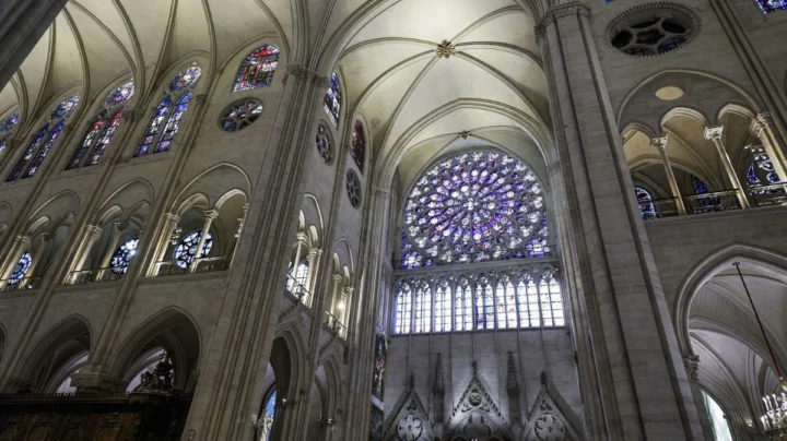 Imagem da renovada Catedral de Notre Dame