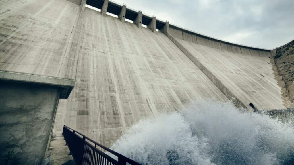 Iberdrola vai construir a maior central hidroelétrica da Europa Ocidental, na Galiza