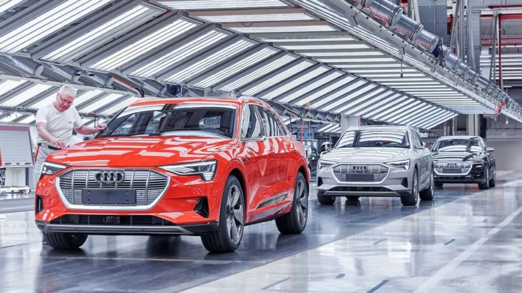 Audi encerrará a fábrica de Bruxelas em 2025, numa decisão “dolorosa”
