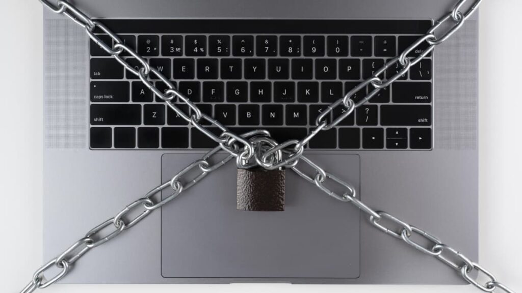 Rússia cortou o acesso à Internet global e nem as VPN ajudaram os russos