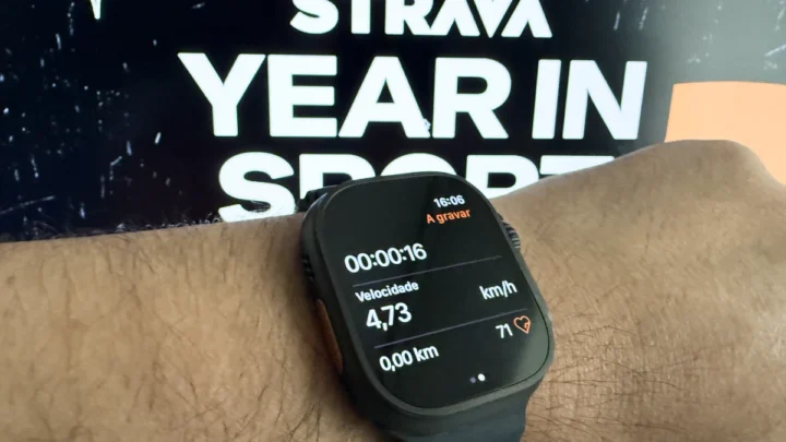 Imagem Apple Watch com app Strava