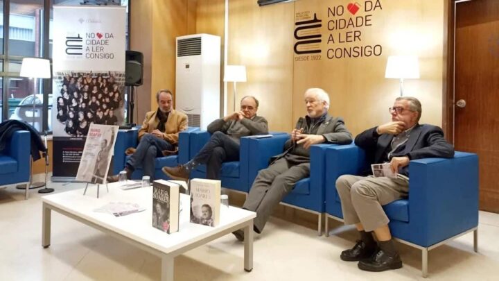 A Biblioteca Municipal de Coimbra apresentou, na Casa Municipal da Cultura, no Dia Mundial do Braille (4), a edição impressa em Braille da biografia de Mário Soares.