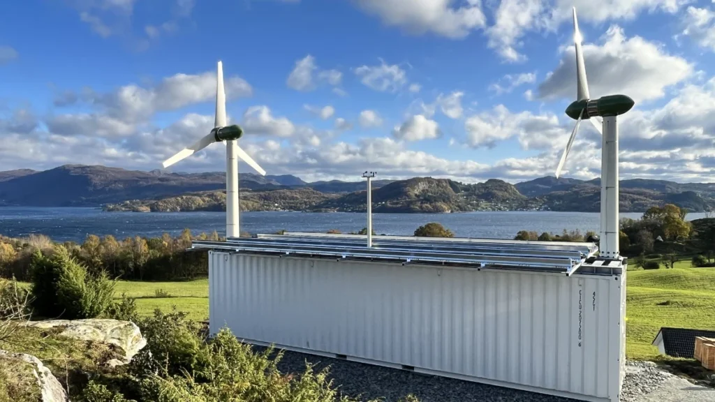 Turbina eólica instalada num contentor pode gerar mais de 45.000 kWh por ano