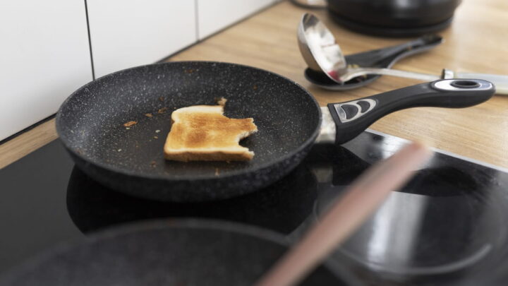 Panela antiaderente com PFAS ou "químicos eternos"