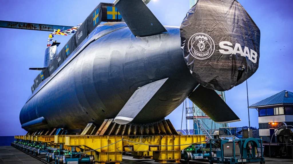 Lembra-se da Saab? Conheça o modernizado submarino HMS Halland lançado pela marca