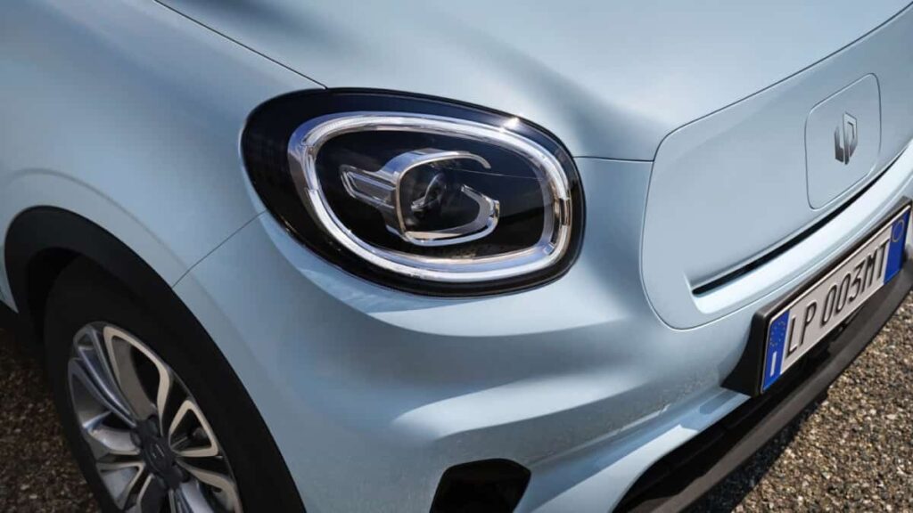 Leapmotor chega a Portugal com dois modelos. Mais barato começa nos €19 ...