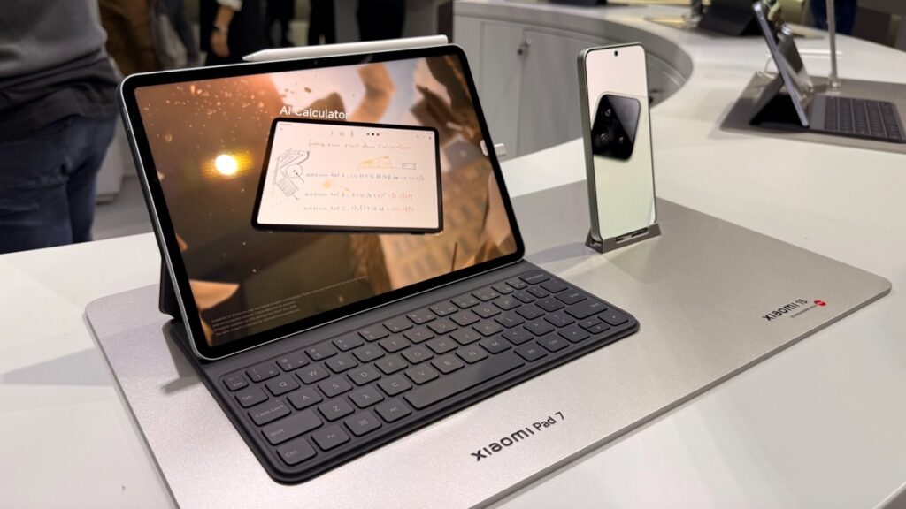 Vai comprar um Xiaomi 15 Ultra ou Xiaomi 15? Marca oferece um tablet