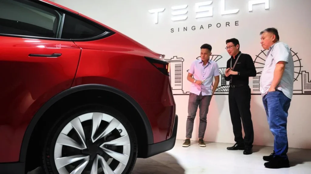 Vendas de carros Tesla caem 68% em Portugal, em maio