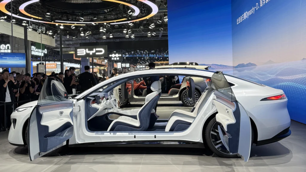 Salão Internacional do Automóvel de Xangai é uma janela para o futuro