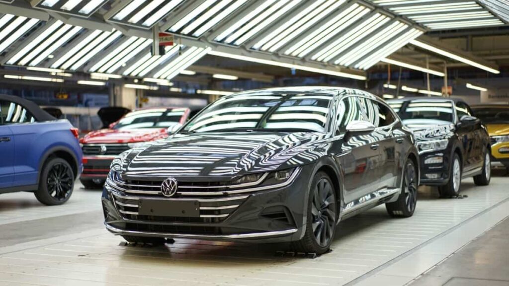 Alemanha avalia a utilização de fábricas de automóveis pela indústria da defesa