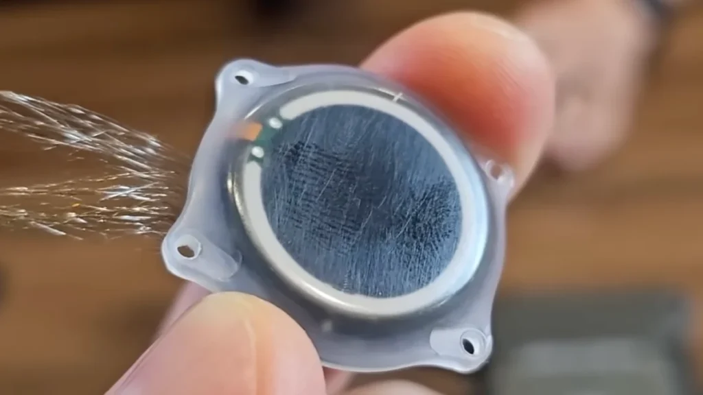 Incrível: paciente da Neuralink faz vídeo no YouTube com implante cerebral