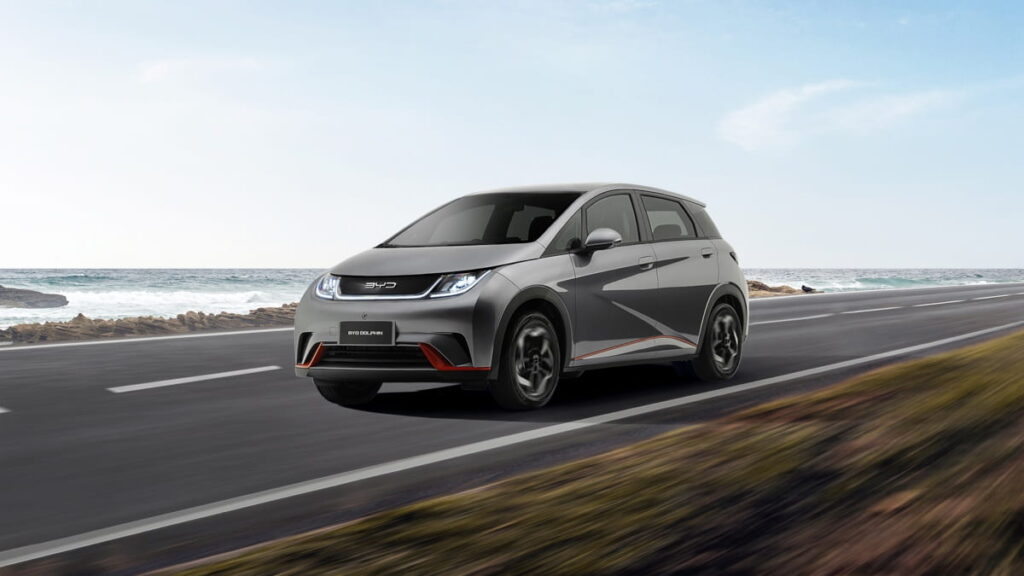 Condutor mostra como está o BYD Dolphin depois de mais de 200.000 km de estrada