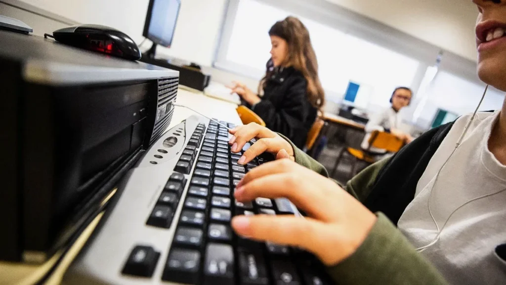 Calendário das provas do ensino básico e dos exames nacionais do secundário para 2026