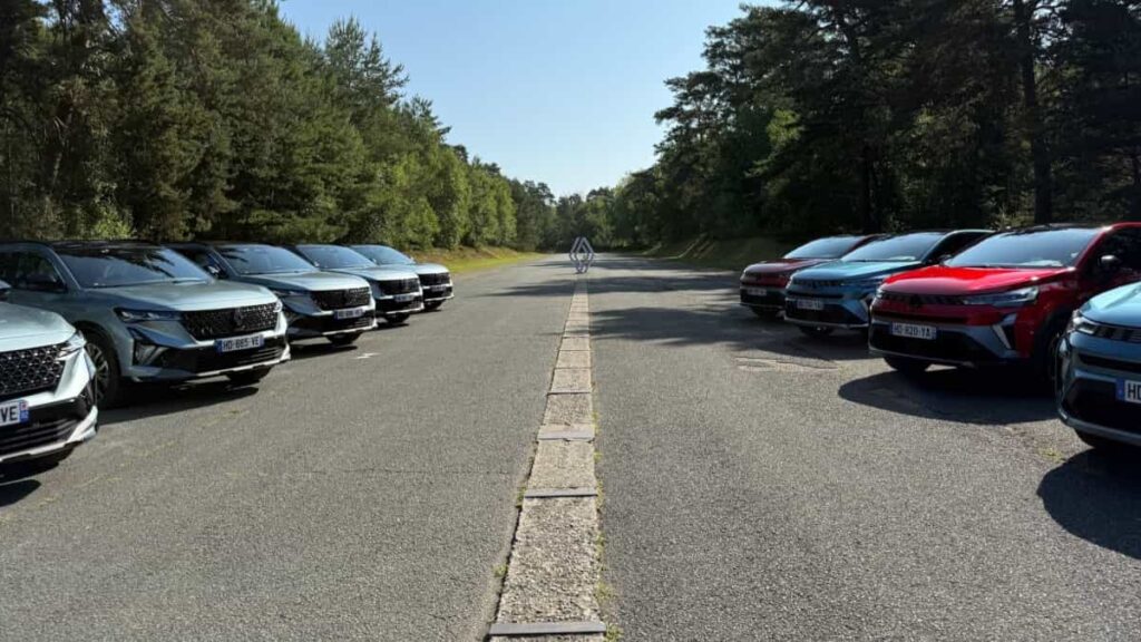 Ao volante do Symbioz e Espace: testámos as novas motorizações híbridas da Renault