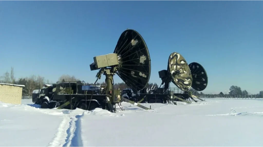 Descoberto que a defesa aérea eletrónica da Rússia é um desastre “cheio de buracos”